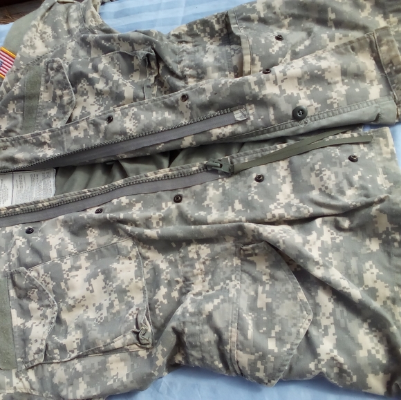 Digital camo BDU jacket - Picture 2 of 7